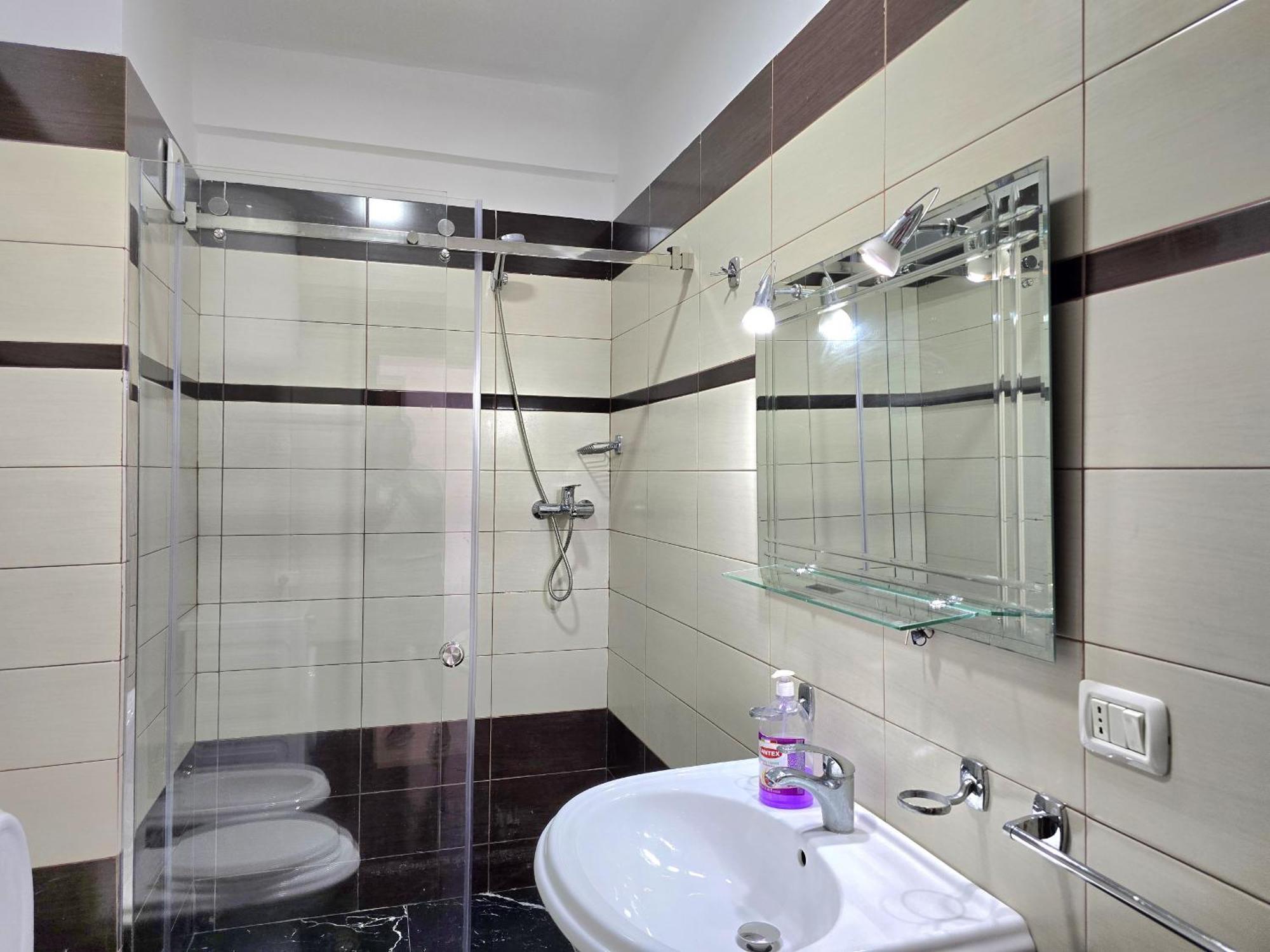 Sea View Apartments In Durres Exterior photo